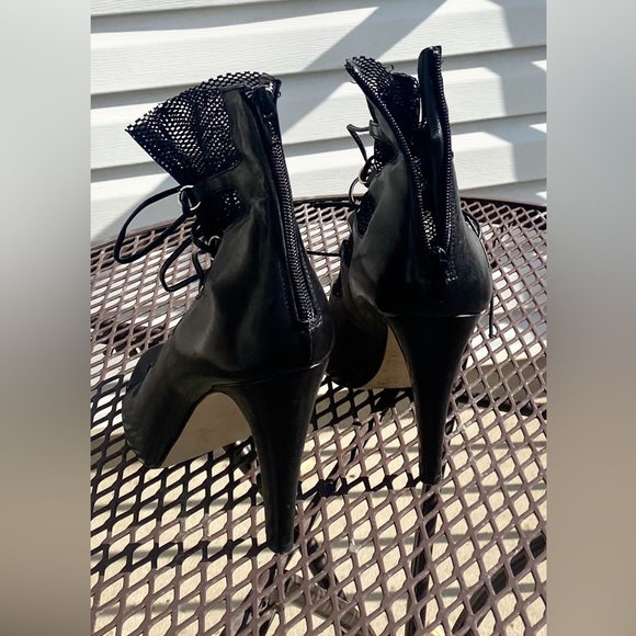 Browns Open Toe Booties - Picture 7 of 10